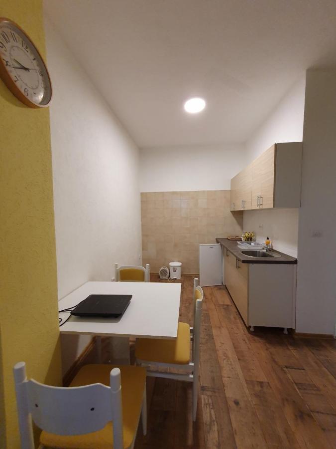 Apartmani Sarti Banja Luka Exteriör bild
